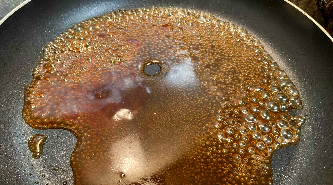 spicy_sauce_ boiling